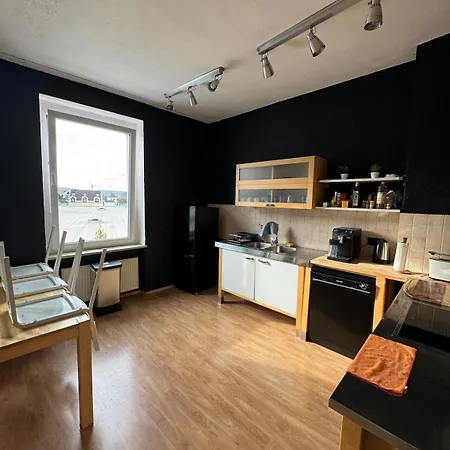 Room 2 - Shared House *