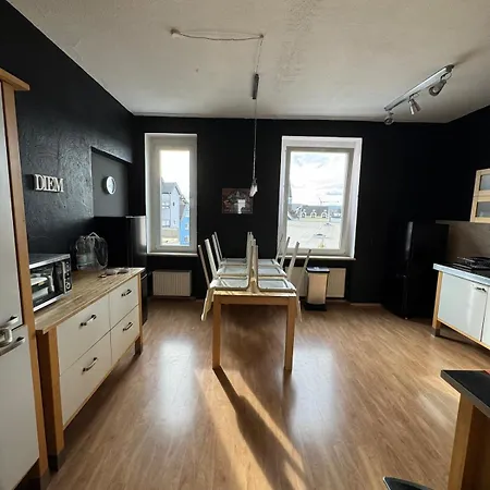 Apartment Doubleroom In Shared 2nd Floor *